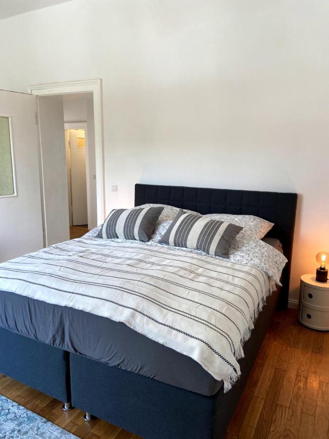 Wunderschoene Sanierte Wohnung Vor Den Toren Koelns Esterno foto