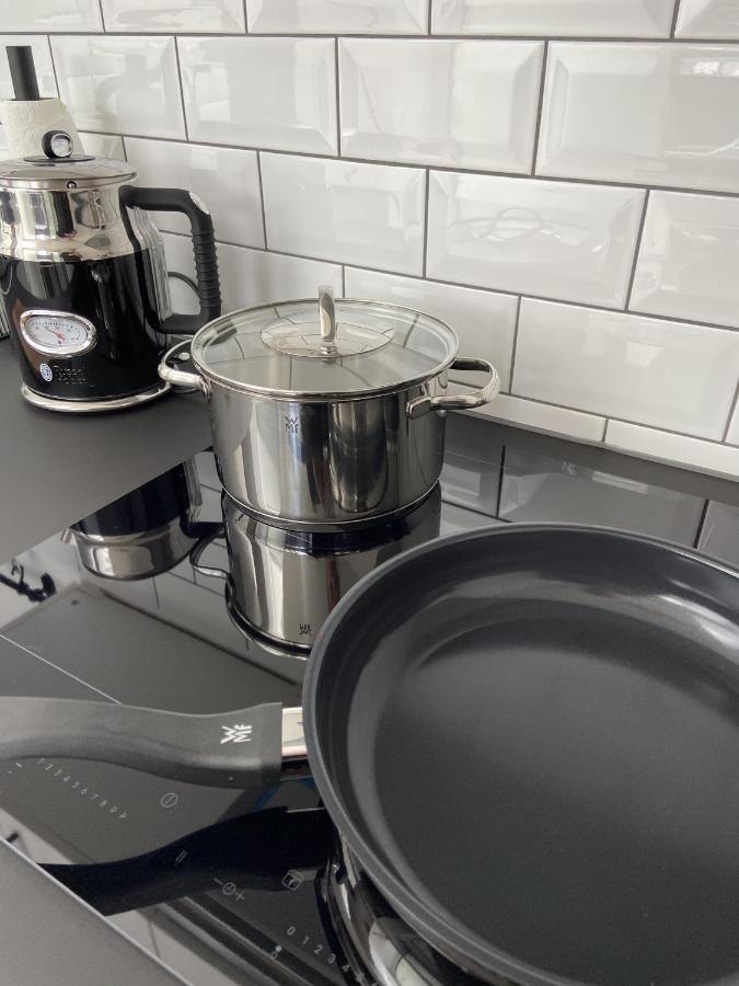 Wunderschoene Sanierte Wohnung Vor Den Toren Koelns Esterno foto