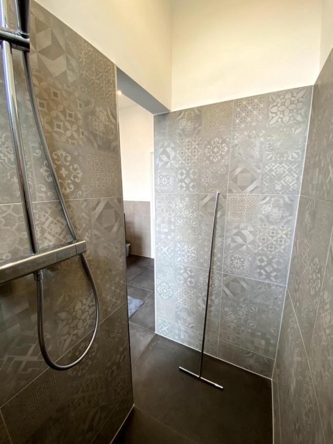 Wunderschoene Sanierte Wohnung Vor Den Toren Koelns Esterno foto