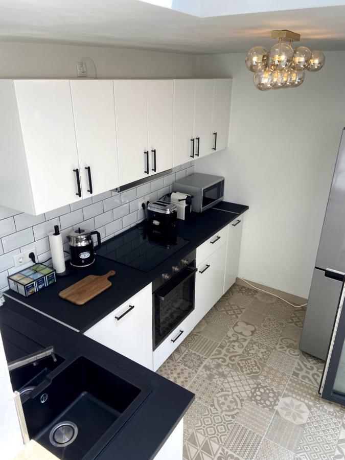 Wunderschoene Sanierte Wohnung Vor Den Toren Koelns Esterno foto