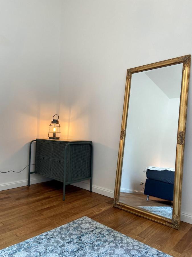 Wunderschoene Sanierte Wohnung Vor Den Toren Koelns Esterno foto