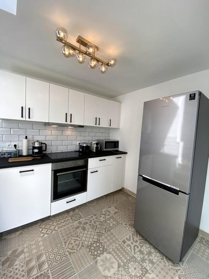 Wunderschoene Sanierte Wohnung Vor Den Toren Koelns Esterno foto
